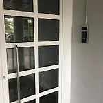 Marvel-apartment - Fuer Freunde & Familien, Stadtnah, Parkplatz, E-ladestation, Gitterbox Fuer Fahrraeder, Fitnessstudio, Digitale Gaestemappe Mit Restaurant- Und Unternehmenstipps * Koblenz (Rhineland-Palatinate)