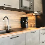 Lägenhet Marvel-apartment - Fuer Freunde & Familien, Stadtnah, Parkplatz, E-ladestation, Gitterbox Fuer Fahrraeder, Fitnessstudio, Digitale Gaestemappe Mit Restaurant- Und Unternehmenstipps *