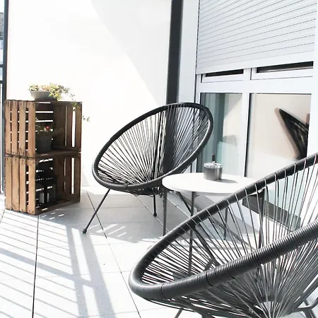 Marvel-apartment - Fuer Freunde & Familien, Stadtnah, Parkplatz, E-ladestation, Gitterbox Fuer Fahrraeder, Fitnessstudio, Digitale Gaestemappe Mit Restaurant- Und Unternehmenstipps Koblenz (Rhineland-Palatinate)