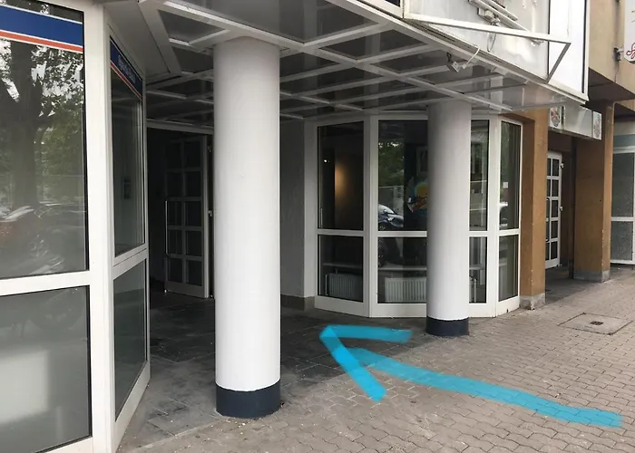 Marvel-apartment - Fuer Freunde & Familien, Stadtnah, Parkplatz, E-ladestation, Gitterbox Fuer Fahrraeder, Fitnessstudio, Digitale Gaestemappe Mit Restaurant- Und Unternehmenstipps Apartamento Coblença