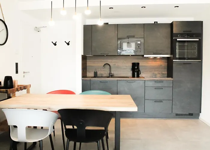 Apartamento Marvel-apartment - Fuer Freunde & Familien, Stadtnah, Parkplatz, E-ladestation, Gitterbox Fuer Fahrraeder, Fitnessstudio, Digitale Gaestemappe Mit Restaurant- Und Unternehmenstipps *